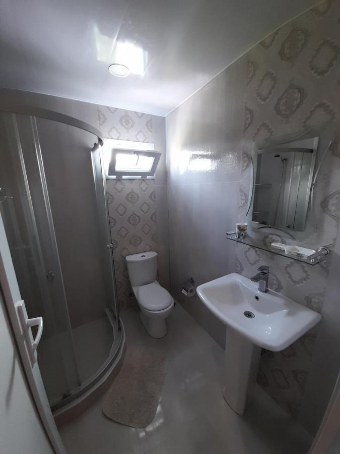 Hotel Kemeni Gardens Batumi Exterior foto
