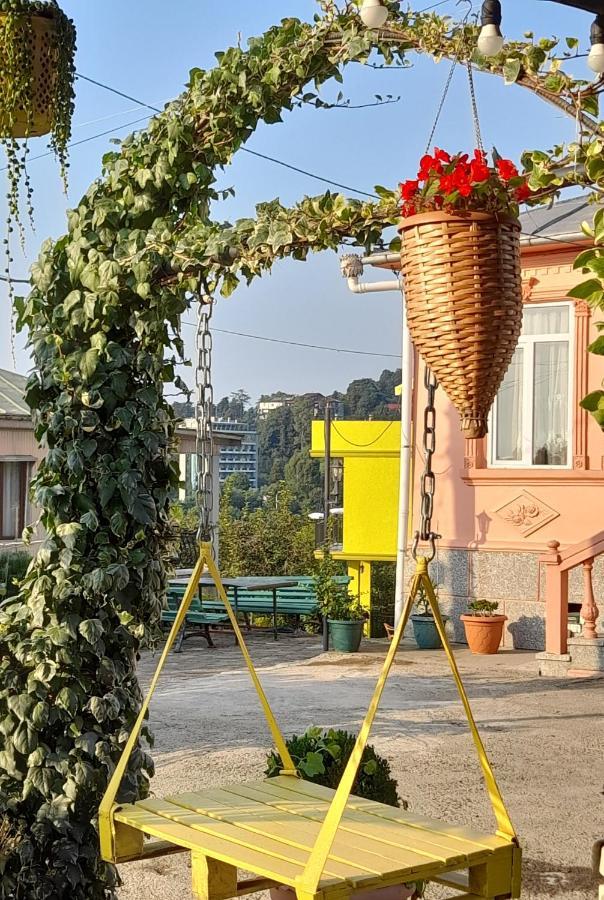 Hotel Kemeni Gardens Batumi Exterior foto